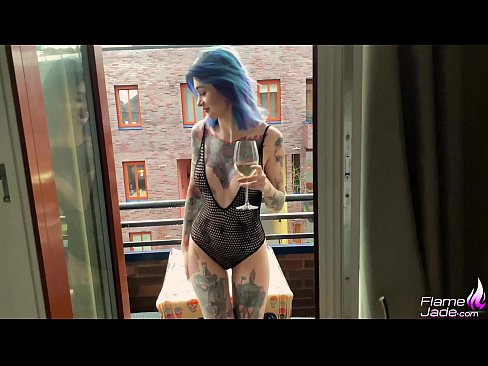 ❤️ Cailín Uafásach Ag Suí le Gulp agus ag Fucking go paiseanta faoin Spéir Oscailte ❤️❌  Físeán fuck  linn